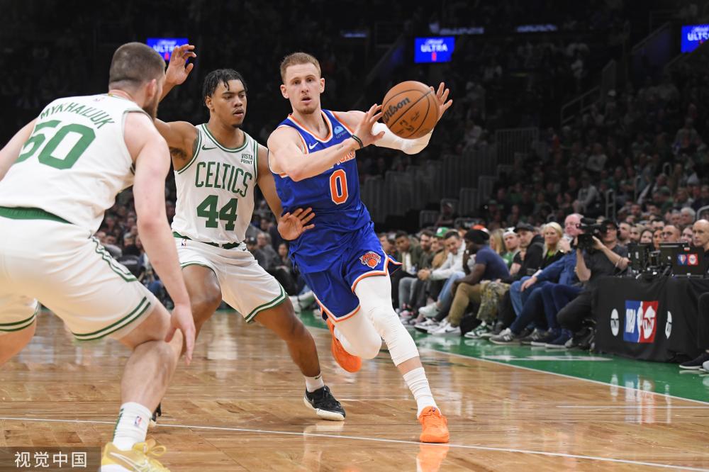 右后卫的防 右后卫的防