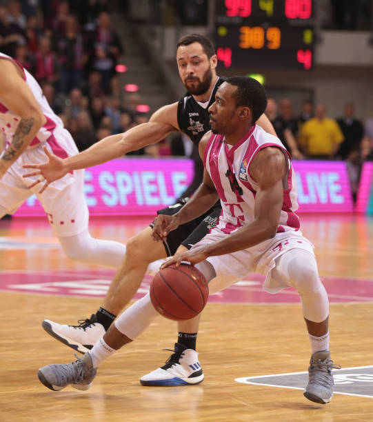 防守策略奏 防守策略奏