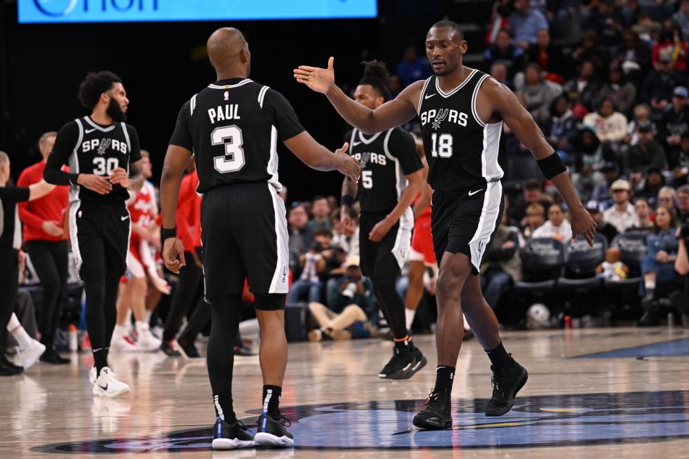 与许多传统 与许多传统