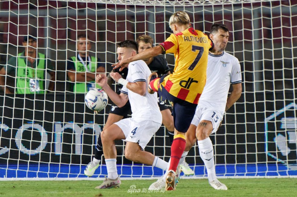 国足的新星 国足的新星