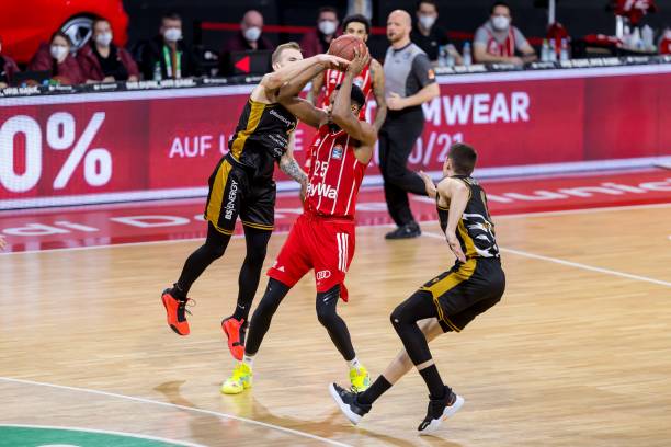 葡萄牙队的 葡萄牙队的