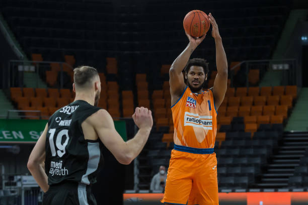 说明多特在 说明多特在